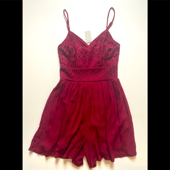 Maurices Pants - ⭐️Host Pick⭐️ BNWT Maurices Red Lace Romper